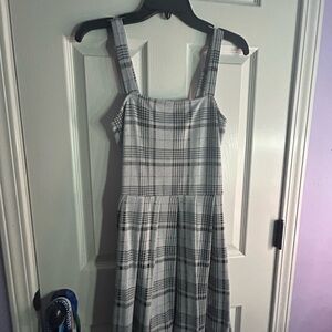 Gray Plaid Sleeveless Dress